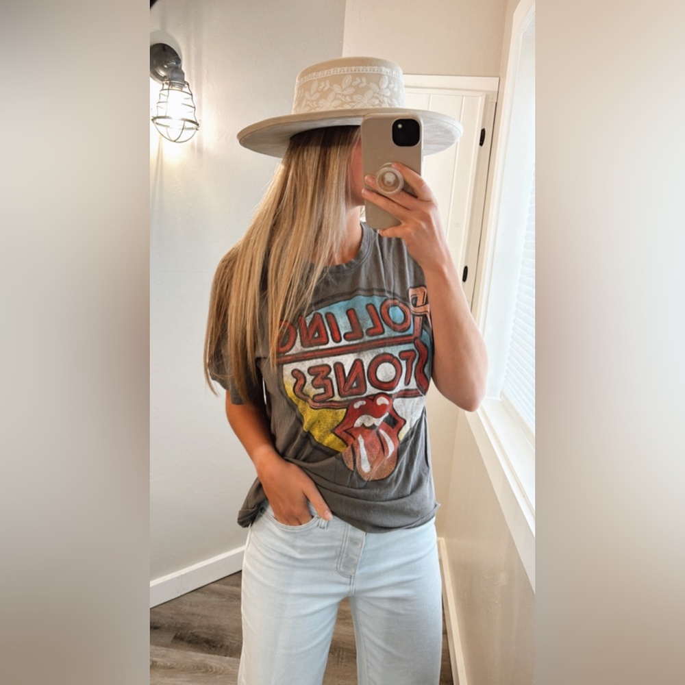 Rolling Stones Graphic Tee Women’s Small 100% Cotton